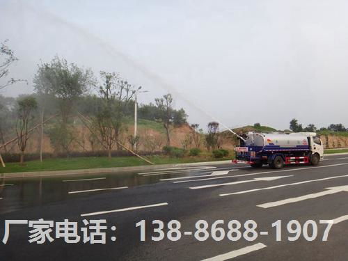 程力專用汽車股份有限公司 灑水車工作風采與產品展示